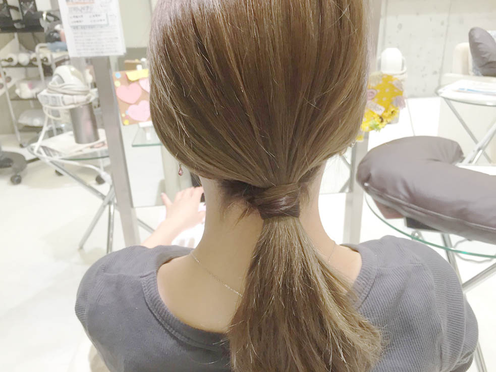 ヘアゴム1本と金ピン5~6本を使った簡単3分ヘアアレンジ