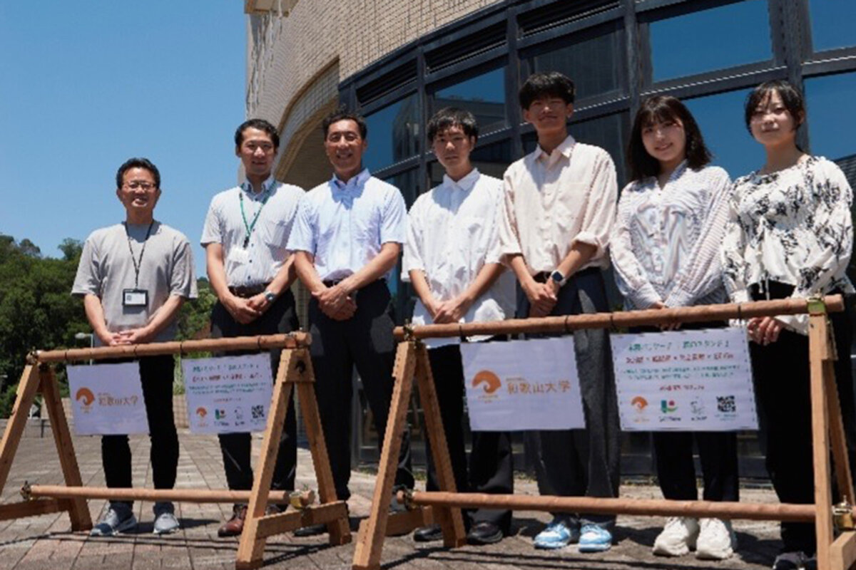 木製バリケードで、環境も街も救う。学生のアイディアから生まれた「森のスタンド」