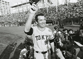 《第3章》巨人の監督として初のセ・リーグ優勝が決まる（広島市民球場）1976年10月16日　読売新聞社