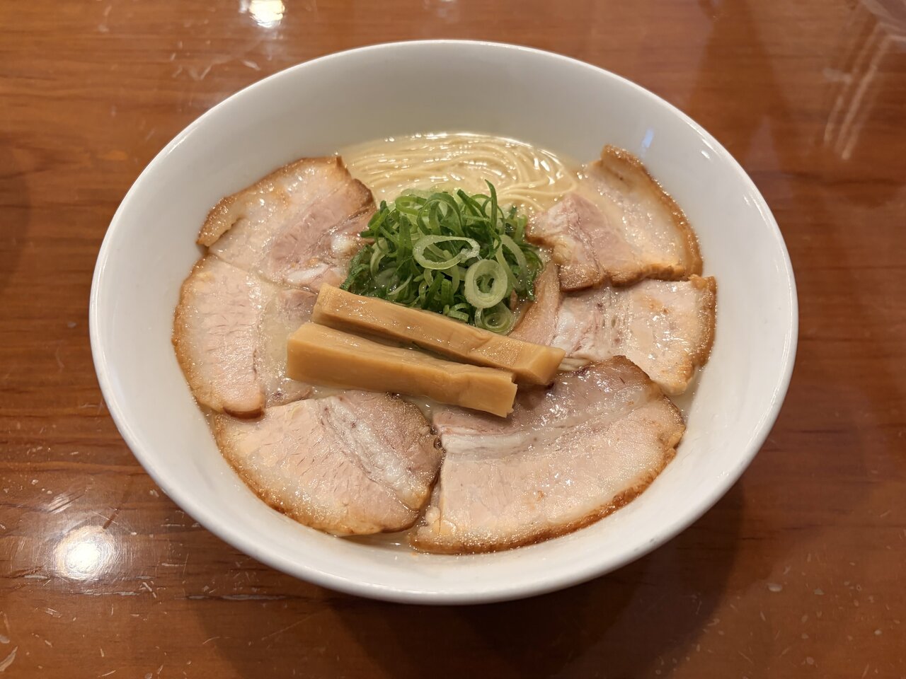「上州鶏白湯のチャーシュー麺」