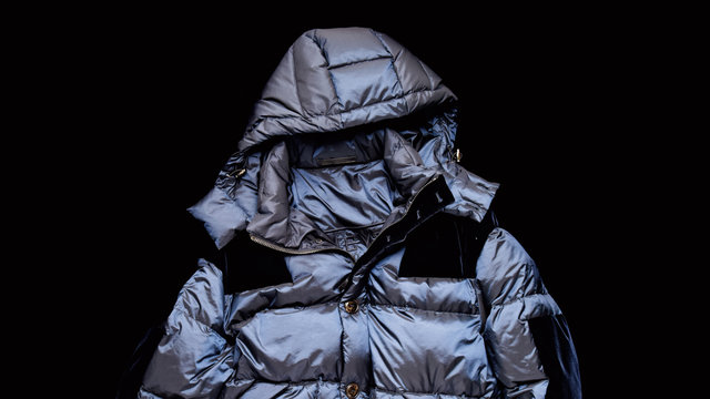 FASHION]ジョルジオ アルマーニのダウン「リゾートでもお洒落な