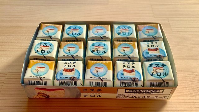 ミスチチロルを箱買い ミスターチーズケーキとチロルチョコのコラボを色々な食べ方で食べてみた Maduro Online マデュロオンライン