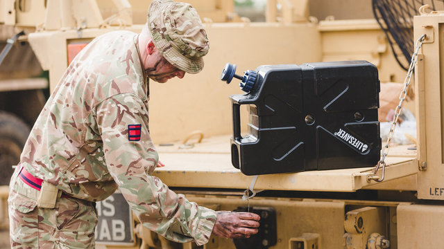 英軍採用の非常用浄水タンク「LifeSaver Jerrycan」で、万が一のとき
