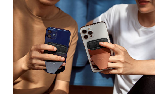 薄型モバイルウォレット 大画面スマホ iPhone&Android対応 iPhone12のMagSafeに対応！マグネットで貼りつく極薄ウォレット