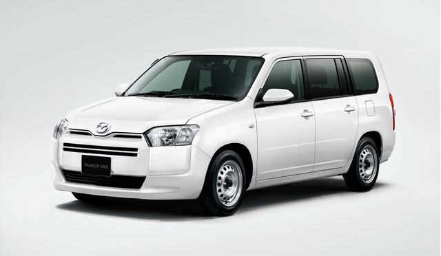 クルマ マツダ ファミリアバン がハイブリッドに 燃費はリッターkm超え Maduro Online マデュロオンライン