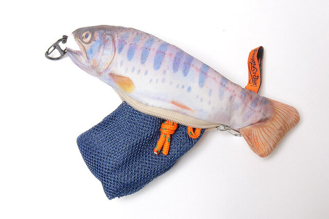 釣り好きなら絶対ゲット！ヤマメやイワナをモチーフにした、リアル