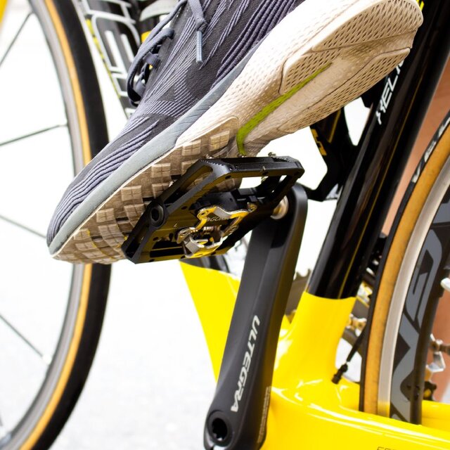 自転車 超幅広の踏み面で安定性アップ 片面フラットのビンディングペダル Maduro Online マデュロオンライン