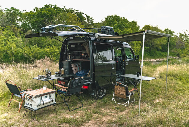 5abd6dbb-0046-4572-9741-