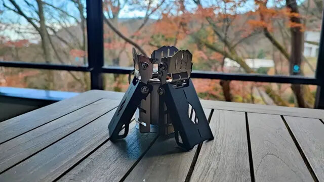 アウトドアの調理器具/NITTOのロゴ付き真鍮製アルコールストーブ アウトドアの調理器具/NITTOのロゴ付き真鍮製アルコールストーブ