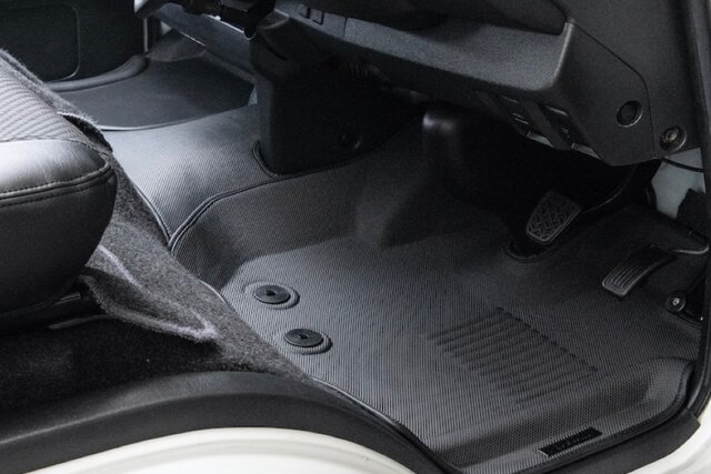 ももいろクローバーZ フロアマット ももいろクローバーZ フロアマット 楽天市場】日産 新型 フェア