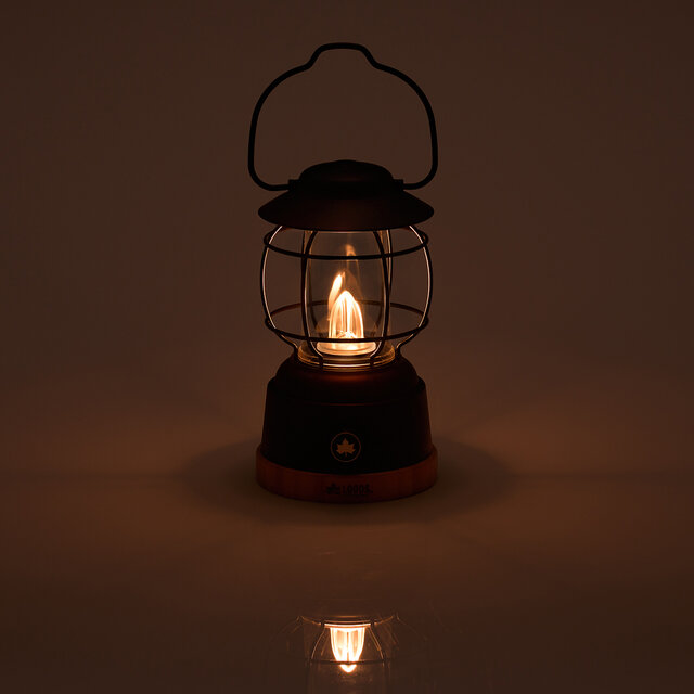 ロゴス】まるでロウソクの炎！ナチュラルモダンな蓄電式LEDランタンに