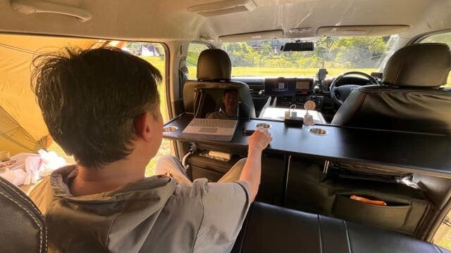 AoasIハイエース後席用テーブル lot36車中泊 8月上旬入荷予定】ハイエーステーブル 折り畳み式 車内テーブル
