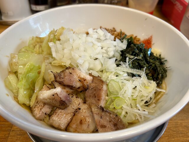 ラーメン巡り】メディアでも話題！まぜそば専門店「NOODLEBOWL MAZE
