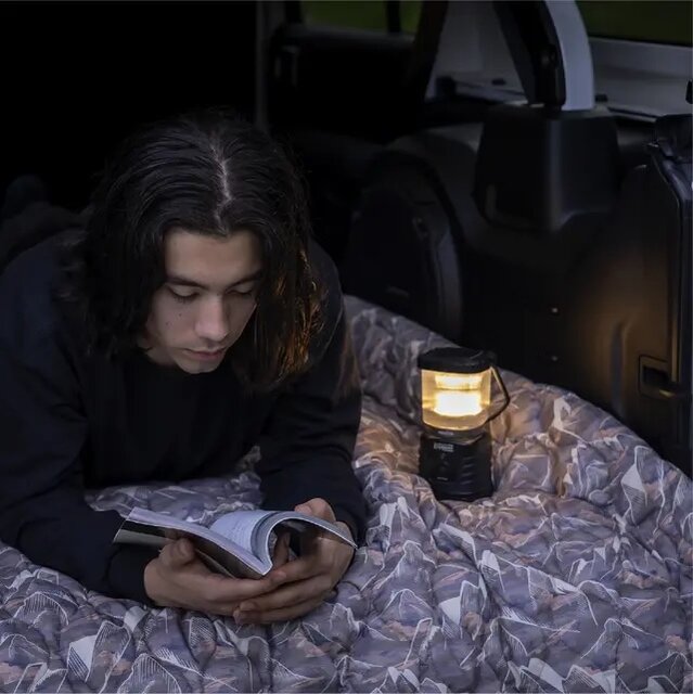 車中泊】人気の魔法瓶ブランケットが進化！6層構造で-15℃でも暖かさが