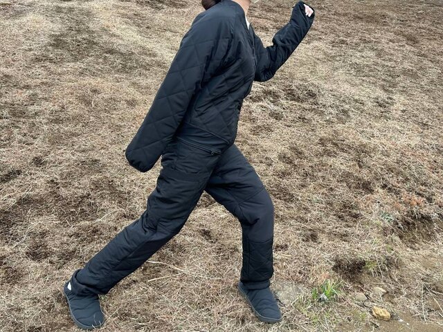 ワークマン】寒い日に検証！「裏アルミウォームインナースーツ」の防寒