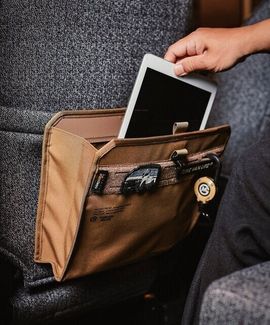 【Car Storage】Add one more "pocket" to the back of the seat! Connect and expand with a joint hook