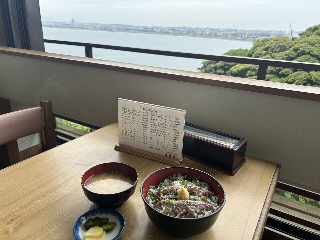 【Day Trip Tourism】Touring popular "Enoshima Gourmet" and hidden spots loved by locals