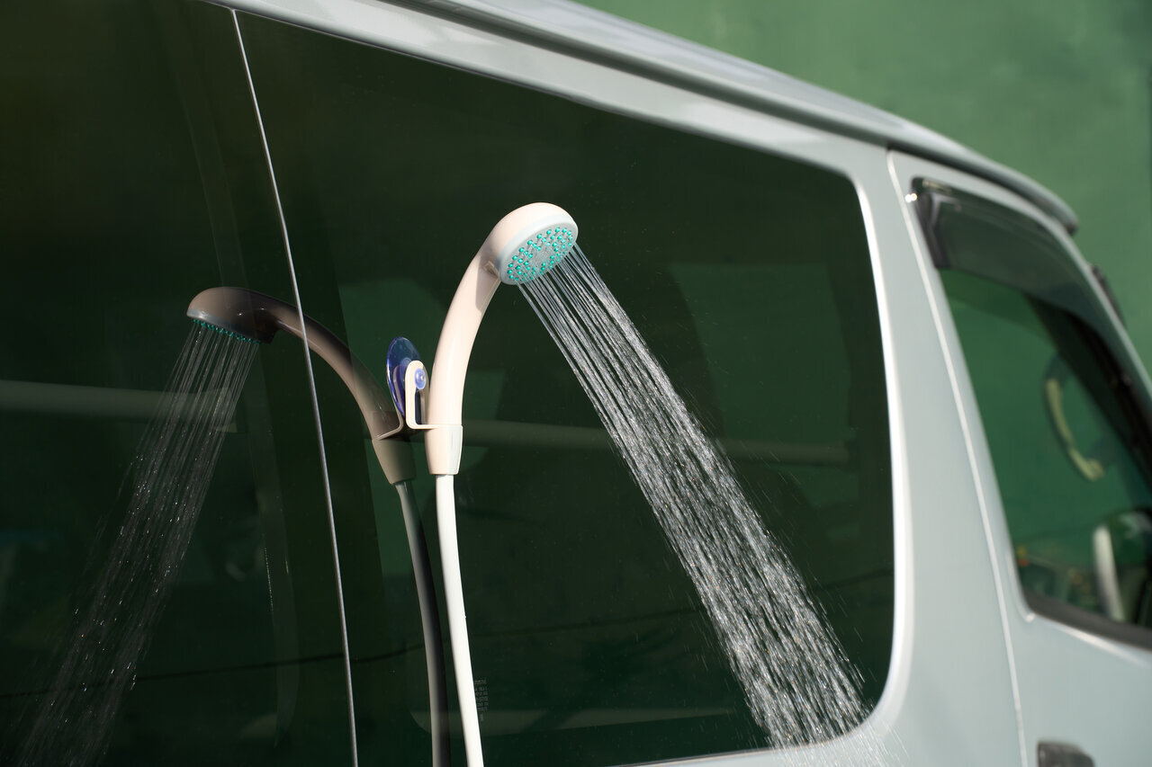 【Portable Shower】No need for water or electricity! Quickly wash your body after outdoor activities