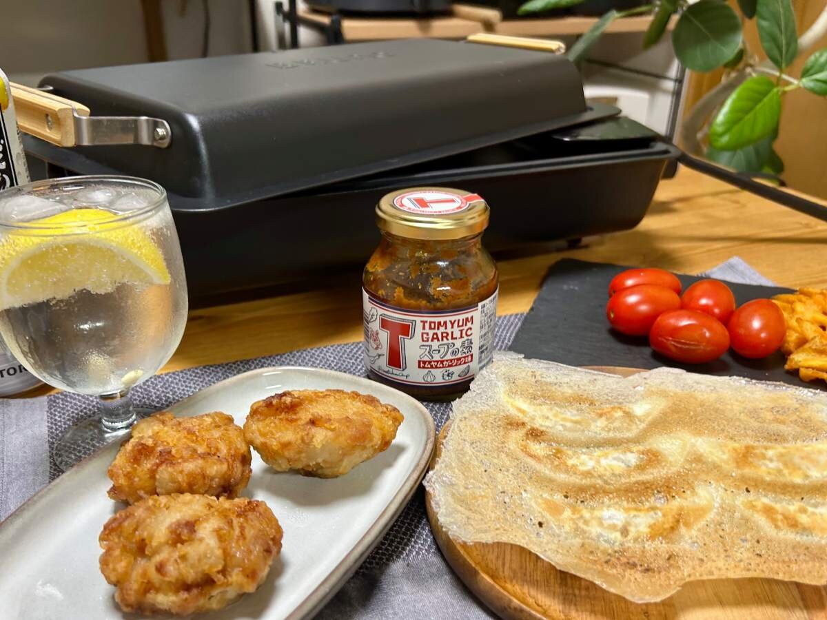 【レベルアップ】ホットプレート＋Tスープの素で化ける！餃子&チキンのおつまみ