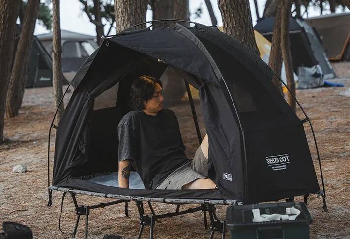 【Solo Camping】Just like an adult's secret base! A lightweight and sturdy cot tent that lets the breeze flow through