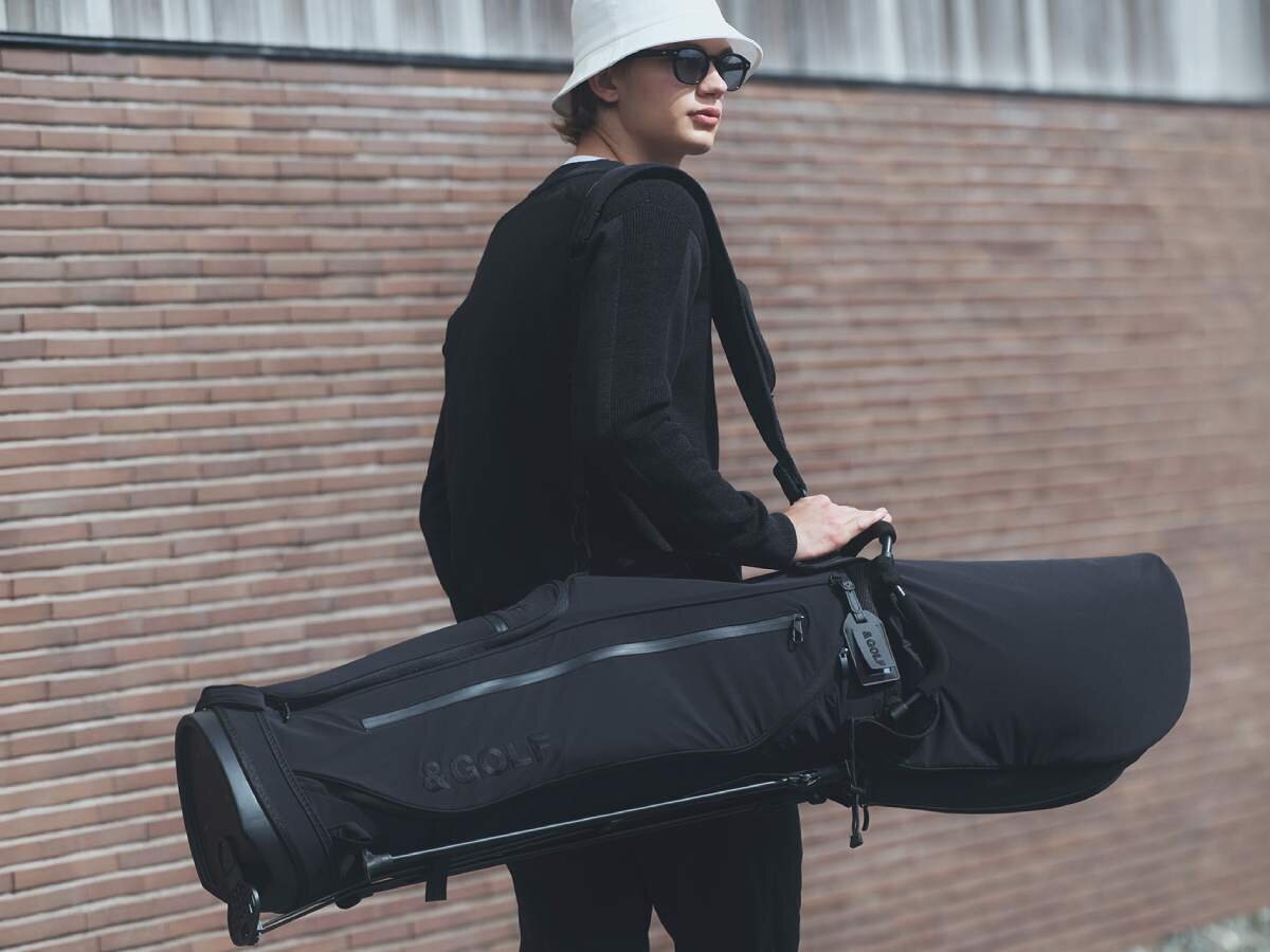 [Caddy Bag] Minimal yet incredibly spacious! Focus on the pocket that can be stored within the frame.