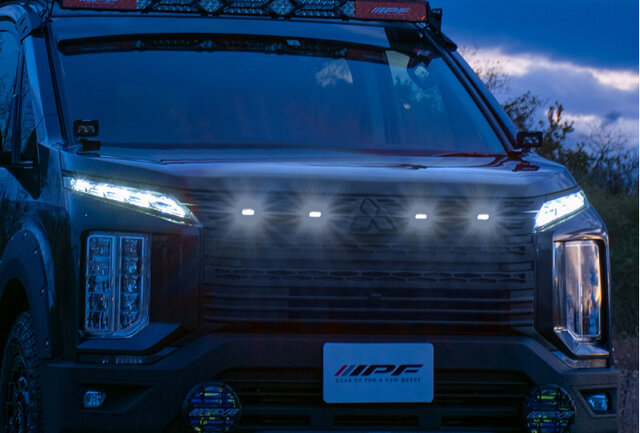 クルマDIY】 LEDホワイトマーカーって新鮮！純正級のグリルマーカーで