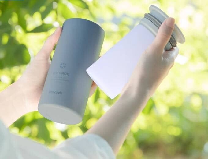 【Keeps cool for 16 hours】So refreshing~! The vacuum-insulated bottle-type ice pack is the best