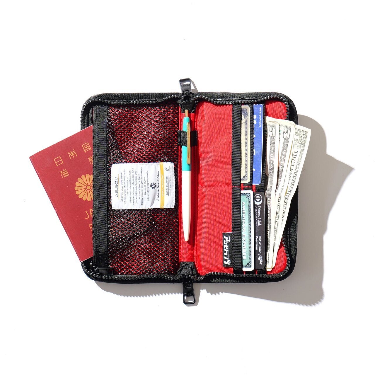 【Travel Pouch】Perfect for everything from passports to bills! Just right for cabin luggage, the AMC special order