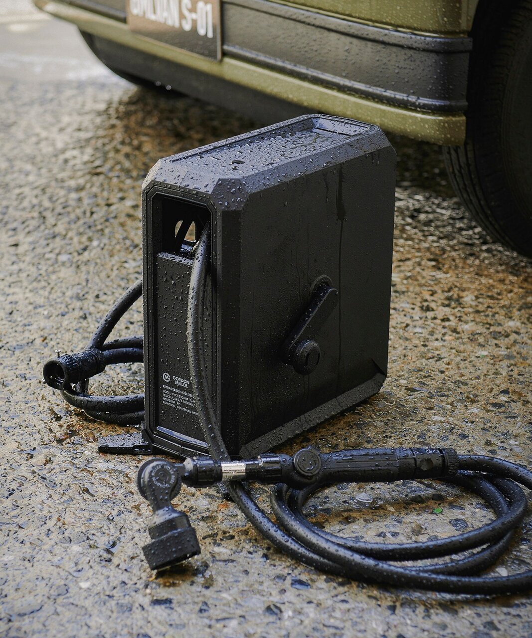 【Garage Gear】Deliberately left out! The car wash specialized hose reel is amazing