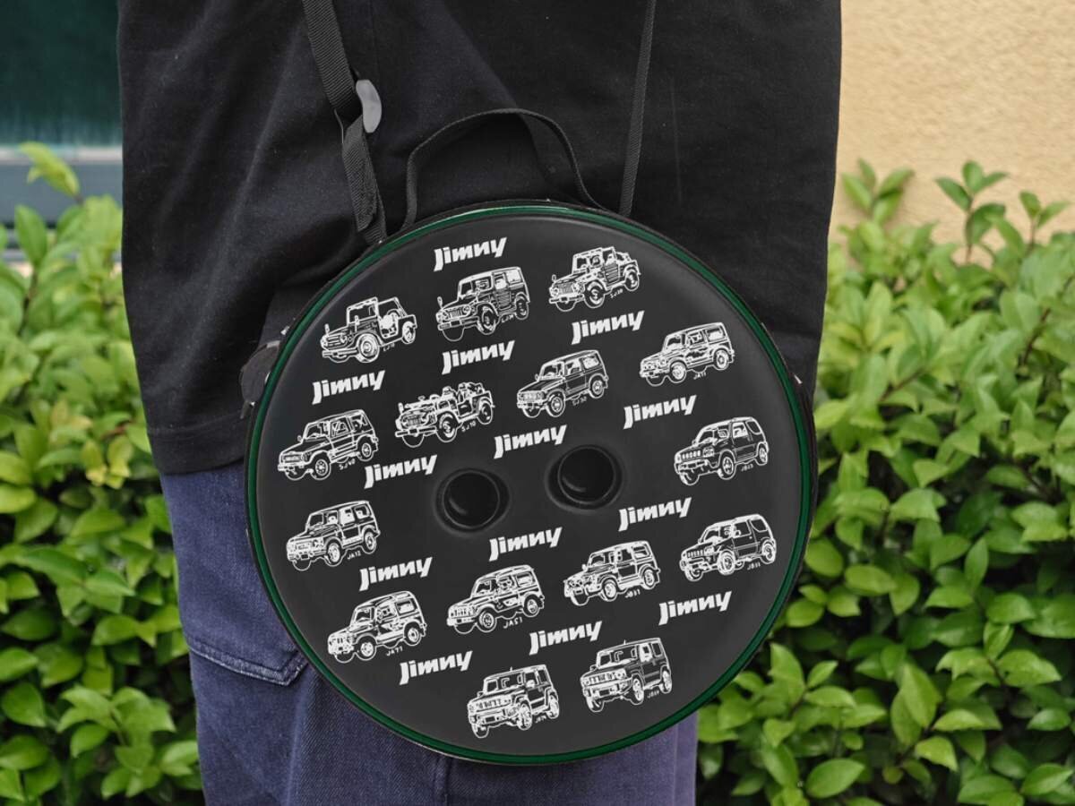【Suzuki Authorized】Jimny love explodes! A stool lined up with historical models for a "quick seat"