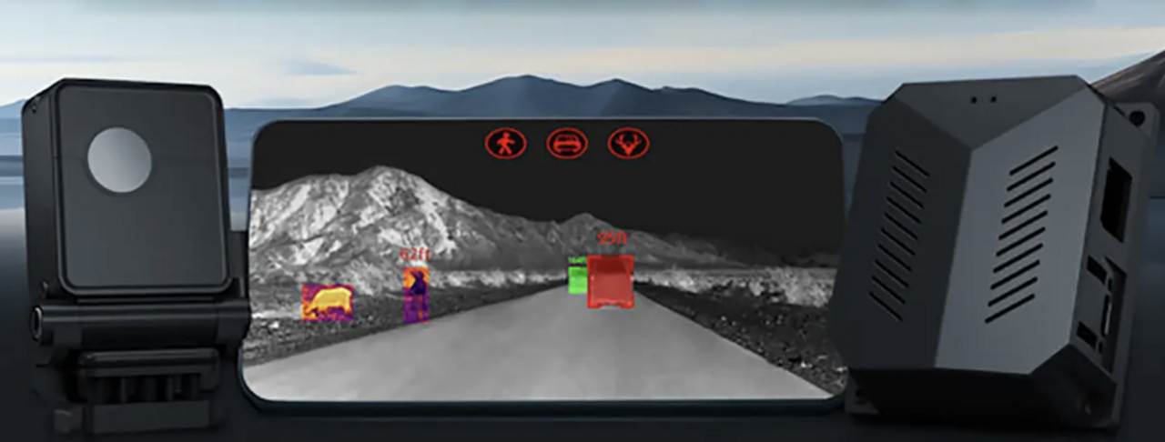 【Cutting-edge dashcam】 Humans and animals in cars too! Catching dangers with AI × thermal camera