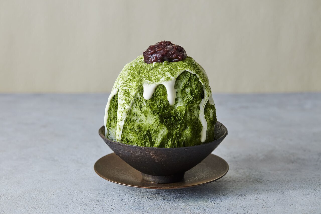 【Kakigori】Kakigori from "Omusubi Gottsu Tabena Hare" in Motomusashi, Kanagawa, is a special bowl to enjoy with your partner