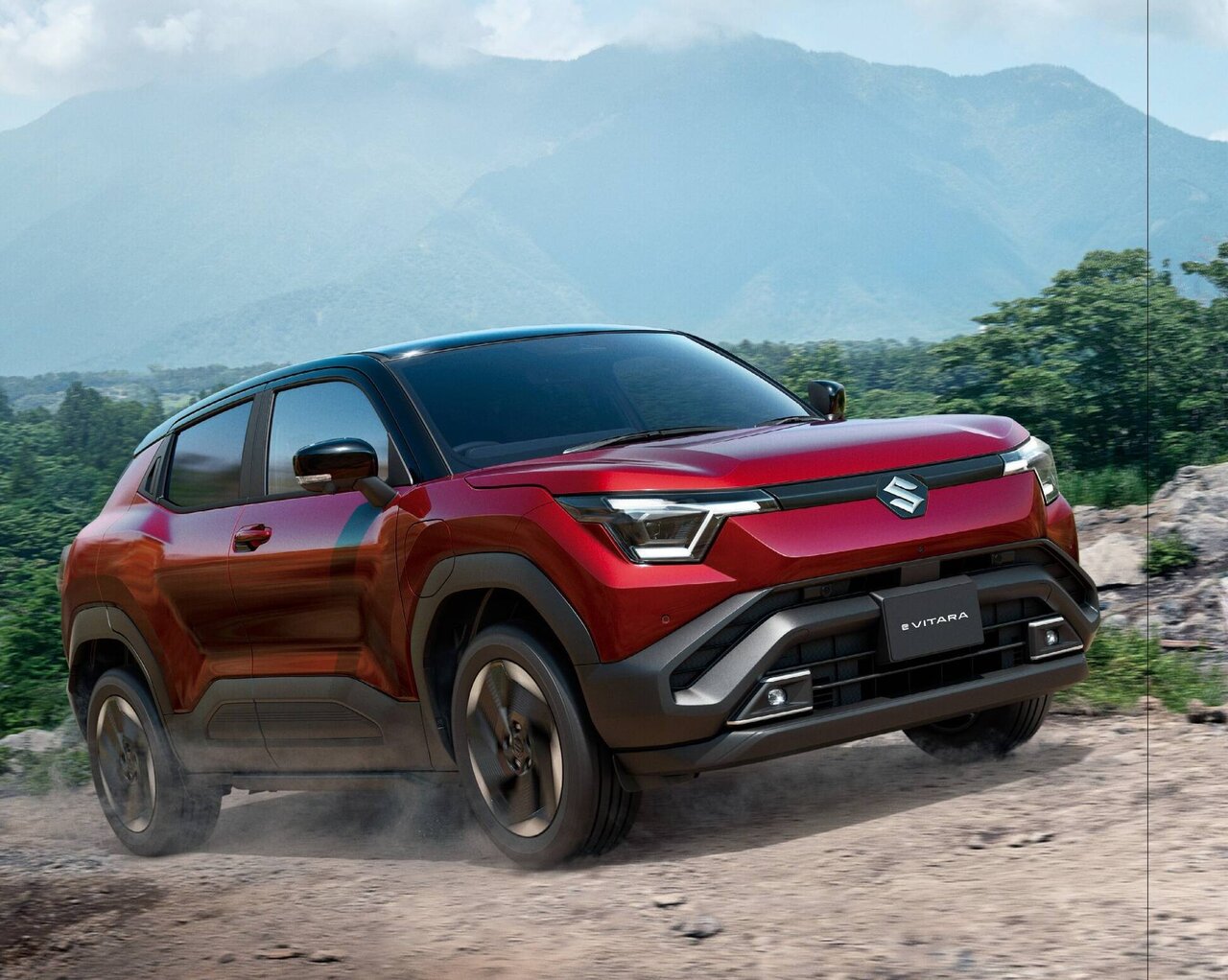 【スズキ新型】勝負ポイントは？初のバッテリーEV「eビターラ」は実質約312万円から