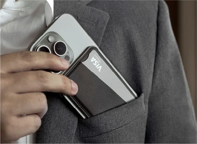 【Cashless】Changeable plates! A next-generation smartphone wallet that can be used in three different styles.