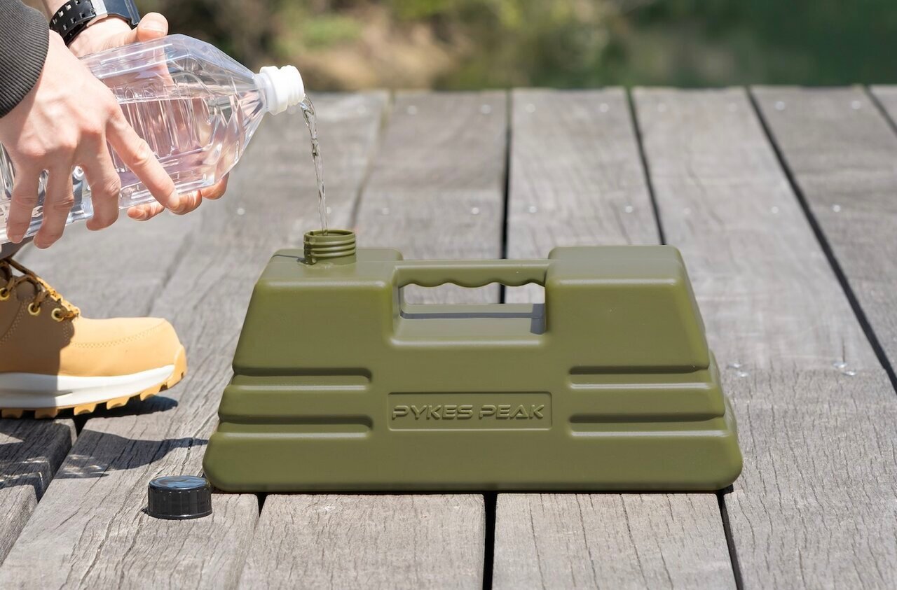 【Organizing the Parking Lot】Safe even in strong winds! Here's why the water-filled weight tank is popular