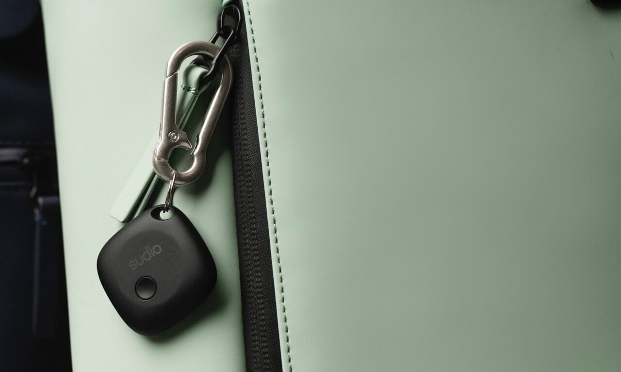 【Security Gadget】Find it with your iPhone! A Nordic smart tag that can be shared with up to 6 people