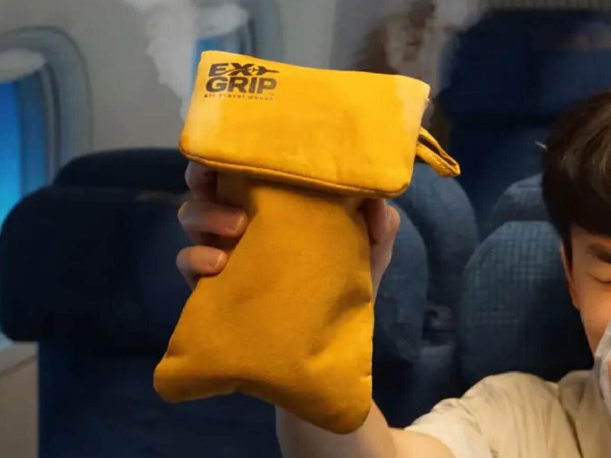 Portable pouch that can initially contain flames to respond to the fire risk of mobile batteries!