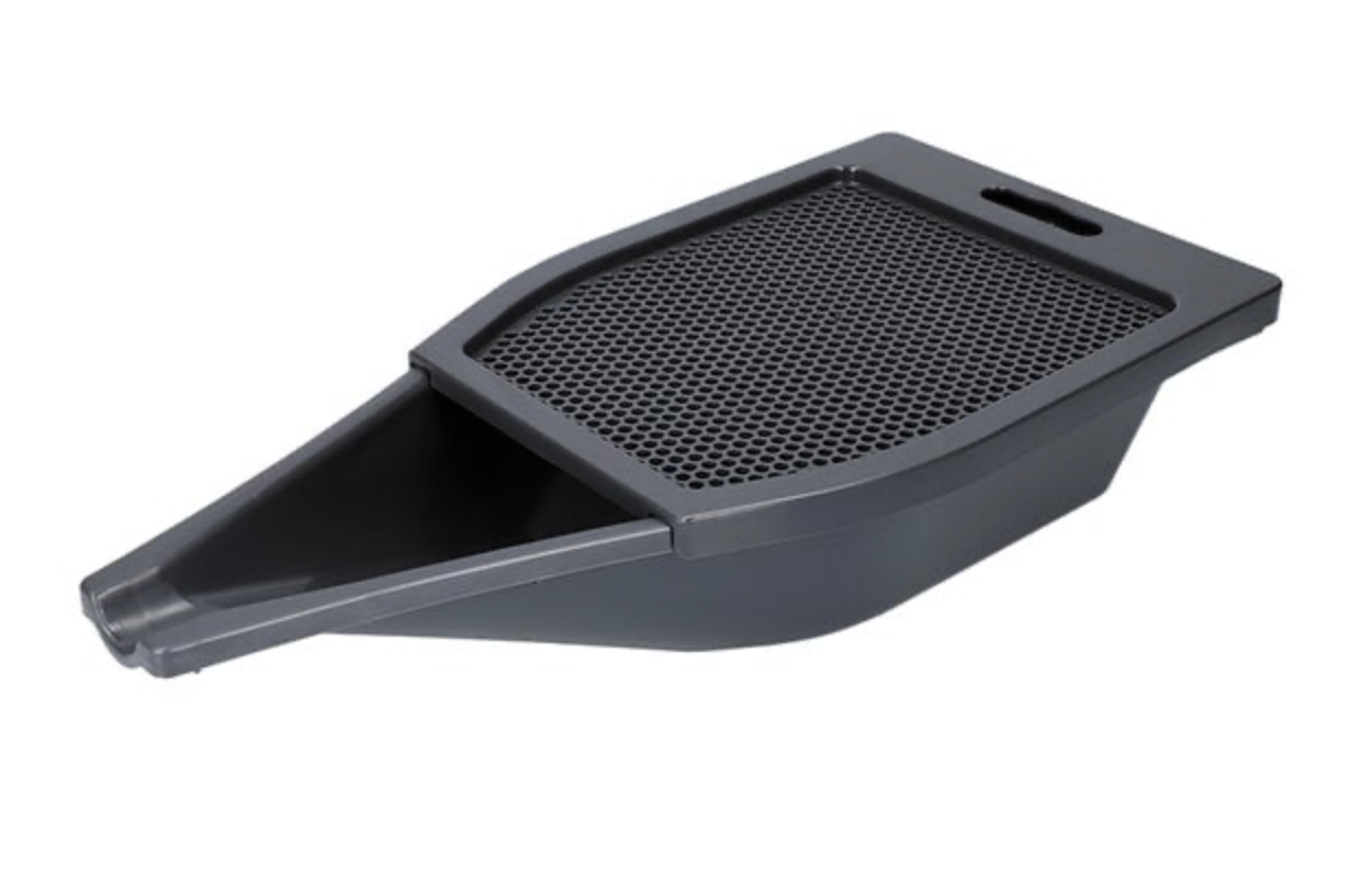 For oil changes in vehicles under 125cc! A "skillful" drain pan with a mesh cover and scale