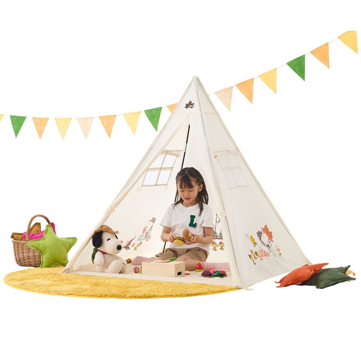 【Logos】Genius education for campers! The Snoopy-designed kids' tent is super cute