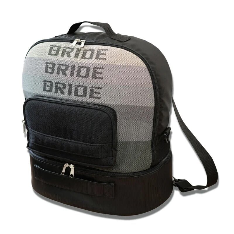 【BRID】The popular helmet bag has evolved! With a separate upper and lower space, it boasts excellent storage capacity.