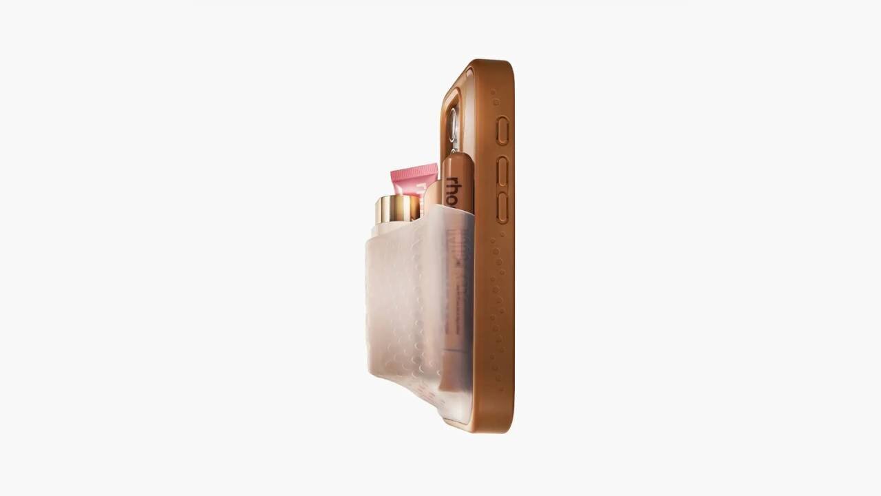 [iPhone17] Packed full for hands-free mobility! A case with a silicone pouch from the USA