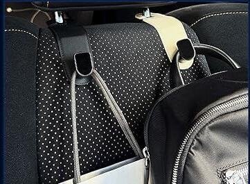 【Convenient Car Accessories】Just hang it on the headrest! What is this magical hook that increases storage for your luggage?