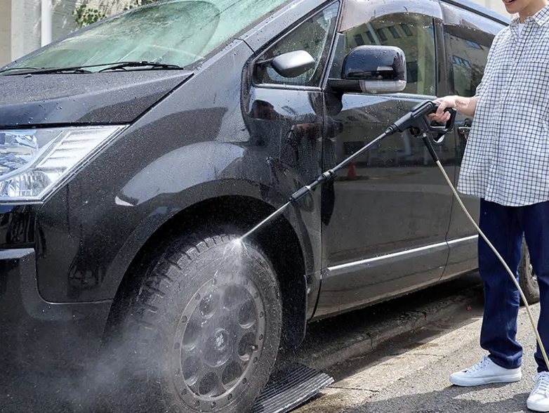 【Car Care】Powerful jets of up to 4MPa! YAMAZEN's cordless high-pressure cleaner boasts unbeatable cost performance