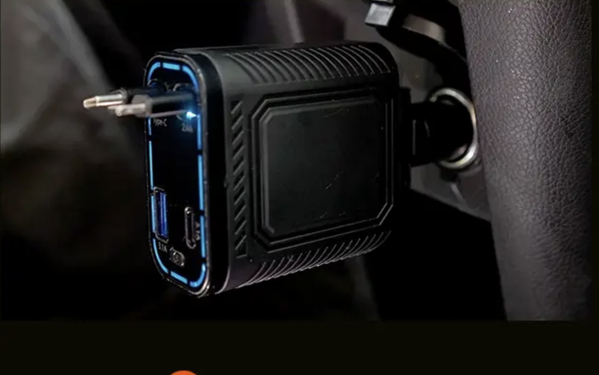【Car Security】Looks just like a regular charger! Track your vehicle with a car charger that has a built-in smart tag