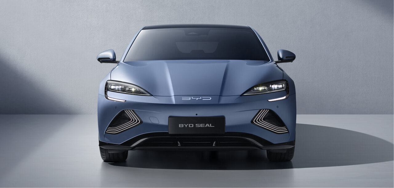 【BYD】e-Sports Sedan "Seal" Revised! Expansion of Standard Equipment but Price Drops by “330,000 yen”?