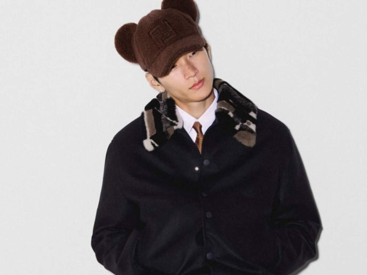 The FENDI teddy ears are cute♡ New bags and caps made from shearling material and more