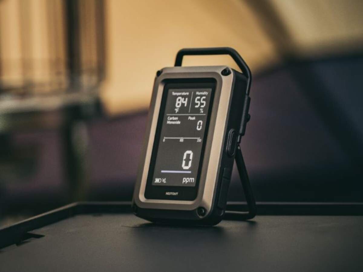 【Carbon Monoxide Checker】Prepare for invisible dangers! 3-in-1 sensor that also measures temperature and humidity