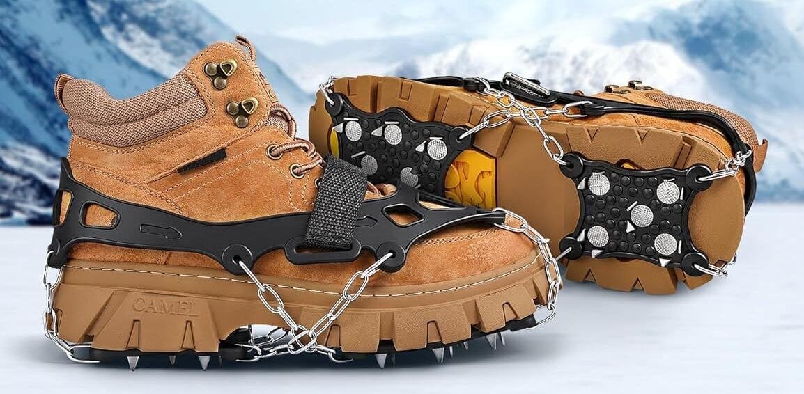 Footwear with "chains" attached!? Walk confidently on icy roads from snowy mountains with 26-claw spikes