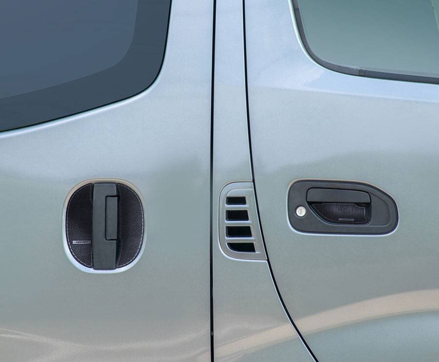 【Door Handle】Thoroughly guards against scratches and dirt! Leather-like finish also adds dress-up effect