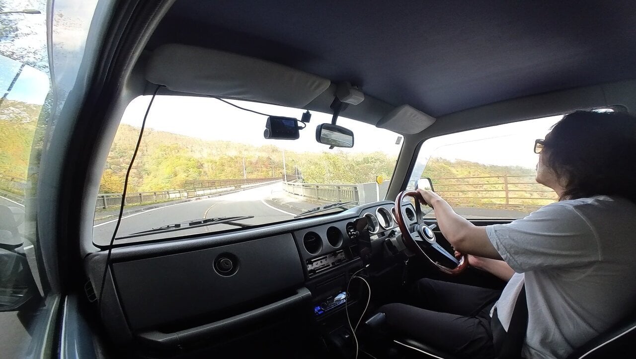 【Hidden Drive】Let's go see the autumn leaves at the Rokuhōzawa Bridge on the Kirifuri Highland Road! Also enjoy the soft serve ice cream at Ozasa Farm